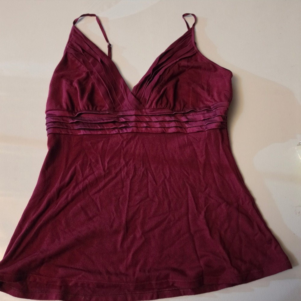 Bebe Womens Burgundy Pleated V-Neck Empire Waist Camisole Top Size M